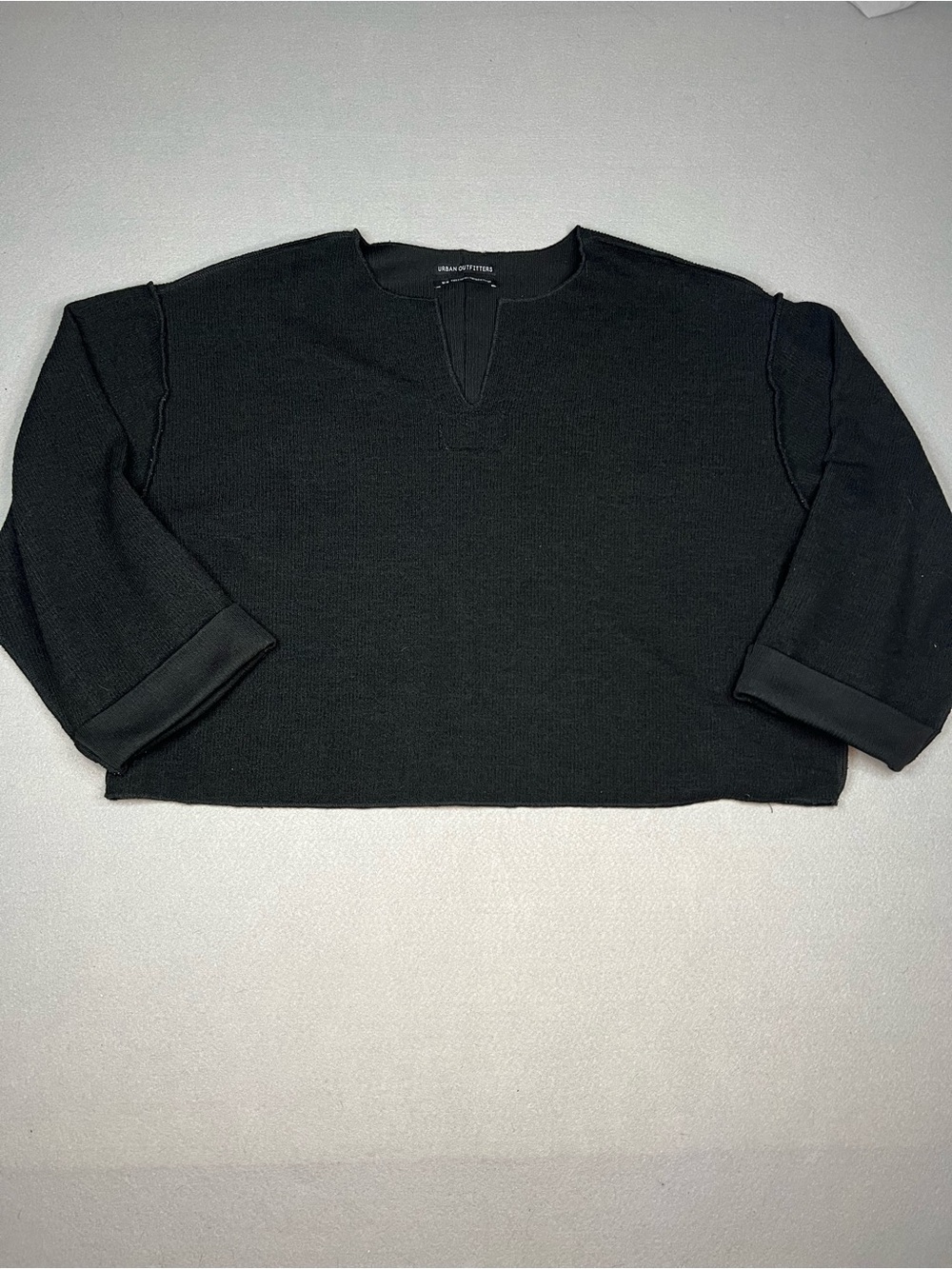 Urban Outfitters notch neck long sleeve top size medium